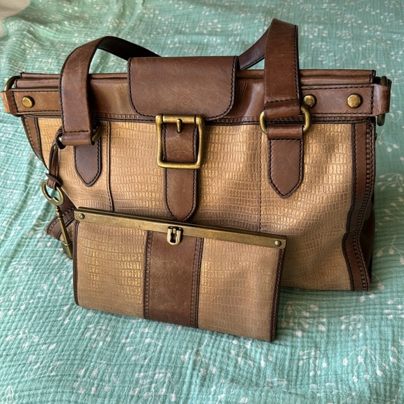 Fossil Metallic Leather Satchel - Picture 4 of 4